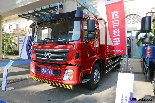 Kama Fangding 220 hp 4X2(6 wheels) 6.75m Semi-panel Cargo Truck (China VI) Exterior (3) | 86Trucks