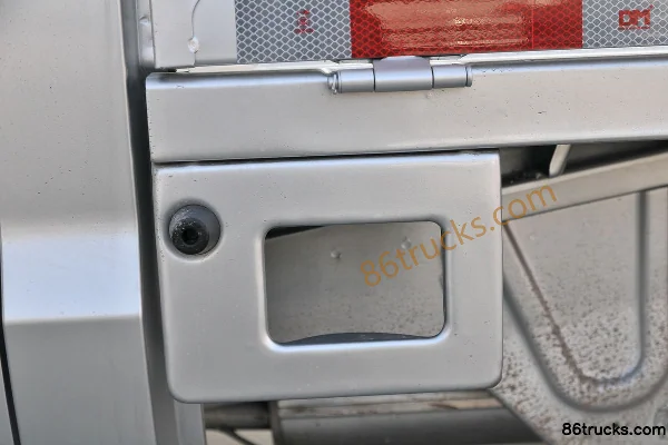 Dongfeng C32 2020 Standard 1.6L 112 hp 4X2(6 wheels) Gasoline 2.26m Double Row Flatbed Micro Truck (China VI) Body (3) | 86Trucks