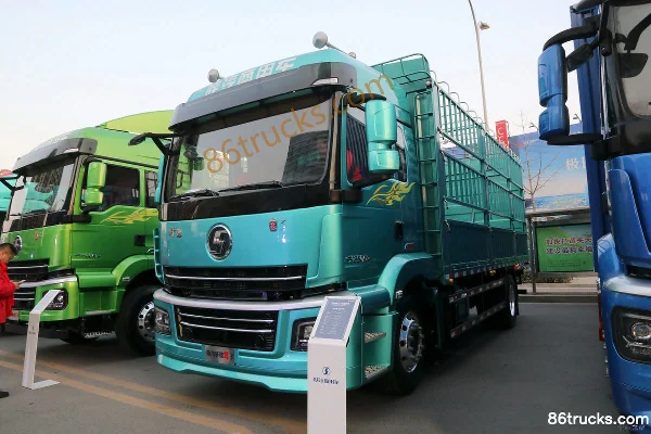 SHACMAN Commercial Vehicle Xuande Wing 3 Lightweight Edition 270hp 4X2(6 wheels) 6.75m Stake Cargo Truck (China VI)(Hande Rear Axle) Exterio