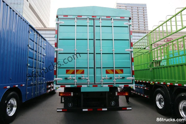 SHACMAN Commercial Vehicle Xuande Wing 3 Lightweight Edition 270hp 4X2(6 wheels) 6.75m Stake Cargo Truck (China VI)(Hande Rear Axle) Body (2