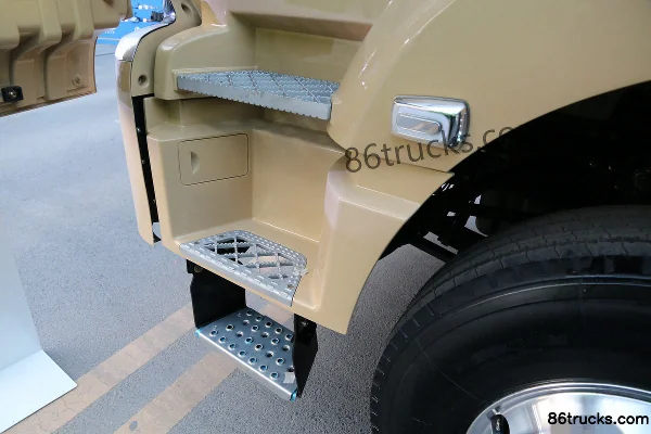 SHACMAN Commercial Vehicle Xuande Yi3 Composite Edition 400 hp 8X4(12 wheels) 5.8m Dump Truck Cab (2) | 86Trucks