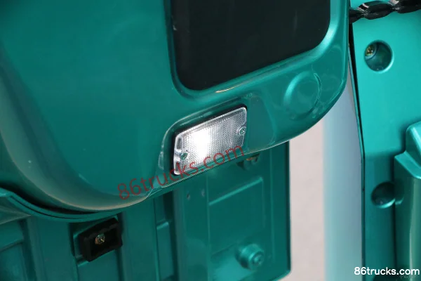 SHACMAN Commercial Vehicle Xuande Wing 6 Lightweight Edition 270 ch 4X2(6 roues) 9,75 m camion porteur à benne ouvrant Cabine (3) | 86Trucks