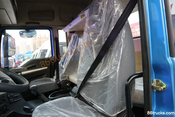 SHACMAN Commercial Vehicle Xuande Wing 3 Intercity Edition 500 hp 6X4(10 wheels) tractor truck (China VI) Cab (2) | 86Trucks