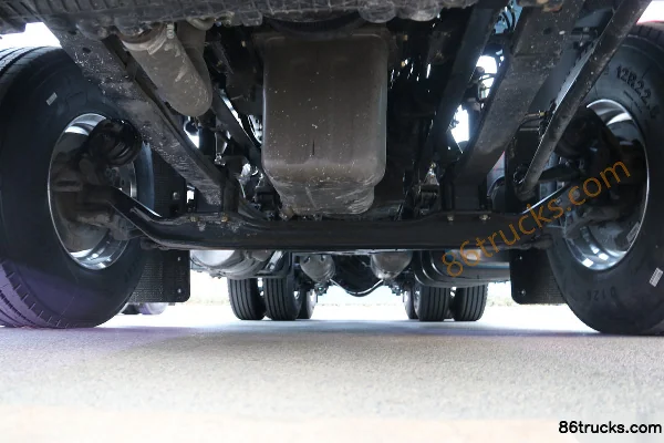 SHACMAN Commercial Vehicle Xuande Wing 3 Intercity Edition 500 hp 6X4(10 wheels) tractor truck (China VI) Chassis (1) | 86Trucks