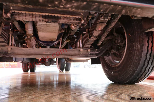 JAC Gallop K6L II 220 hp 4X2(6 wheels) 7.2m Refrigerated Truck Chassis (3) | 86Trucks