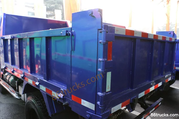 Tangjun Ouling T3 Series Xiaojingang 130 hp 4X2(6 wheels) 3m Dump Truck (China VI) Body (3) | 86Trucks