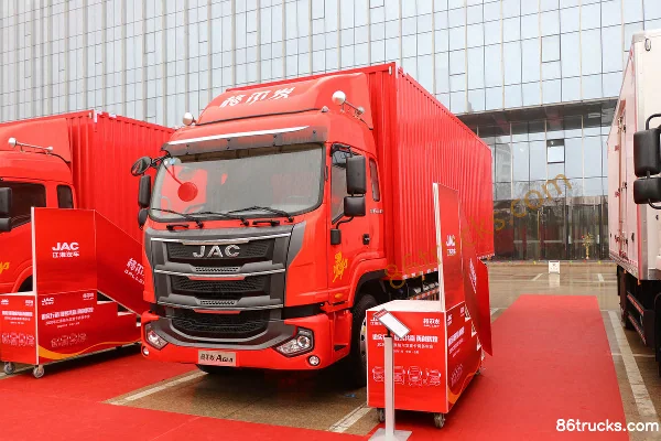 JAC Gallop A6 Medium Truck 220hp 4X2(6 wheels) 7.8m Van Cargo Truck (China VI) Exterior (3) | 86Trucks