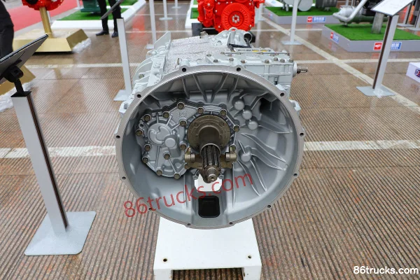 ZF ZF16S2330TD 16-speed Manual Transmission Exterior (3) | 86Trucks