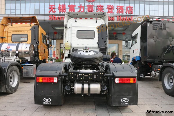 Hualing HanmaH9 Heavy Truck Flagship Edition 550 hp 6X4(10 wheels) Tractor Truck Exterior (3) | 86Trucks