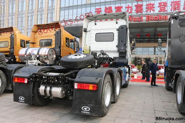 Hualing HanmaH9 Heavy Truck Flagship Edition 550 hp 6X4(10 wheels) Tractor Truck Exterior (2) | 86Trucks