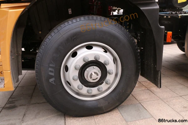 Hualing Hanma H7 camion lourd 420 ch 6X4(10 roues) tracteur routier Châssis (1) | 86Trucks