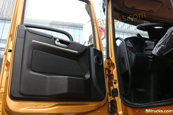 Hualing Hanma H7 camion lourd 430 ch 6X4(10 roues) tracteur routier LNG (16 vitesses) (China VI) Cabine (1) | 86Trucks
