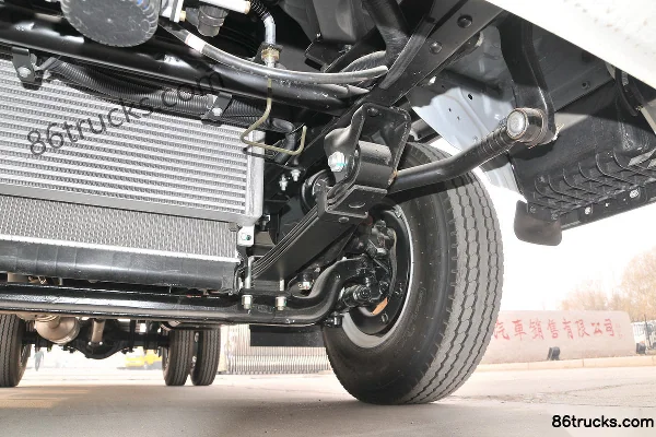 JAC Junling V5 116hp 4X2(6 wheels) 3.85m single-row flatbed light truck Chassis (3) | 86Trucks