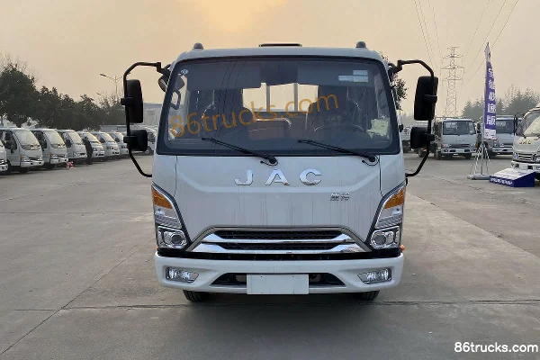 JAC Kangling J5 116 ch 4X2(6 roues) camion plateau 3,85 m cabine avancée Extérieur (2) | 86Trucks