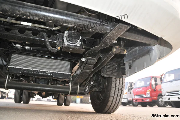 JAC Kaida X5 1,5 L 113 ch 4X2(6 roues) fourgon micro-camion simple cabine 3,5 m (China VI) Châssis (3) | 86Trucks
