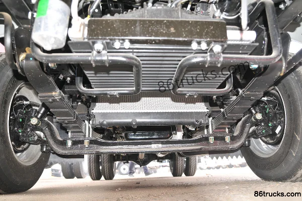 JAC Junling E3 102 hp 4X2(6 wheels) 3.7 m single-row flatbed light truck Chassis (1) | 86Trucks