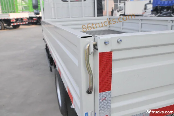 JAC Junling E3 102 hp 4X2(6 wheels) 3.7 m single-row flatbed light truck Body (3) | 86Trucks