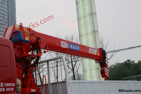 Hualing Heavy Truck 390 hp 8X4(12 wheels) Truck-Mounted Crane (China VI) Chassis (1) | 86Trucks