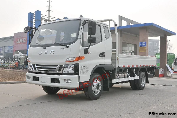 JAC Junling V6 130 ch 4X2(6 roues) camion léger plateau 3,8 m cabine approfondie Extérieur (3) | 86Trucks
