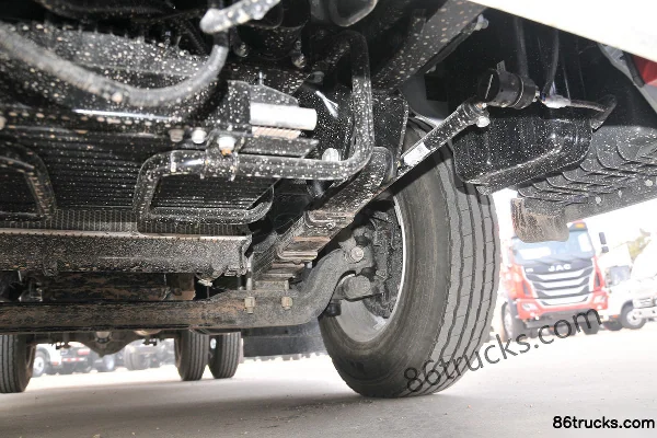 JAC Junling V3 120hp 4X2(6 wheels) 4.18m Single Row Flatbed Light Truck Chassis (3) | 86Trucks