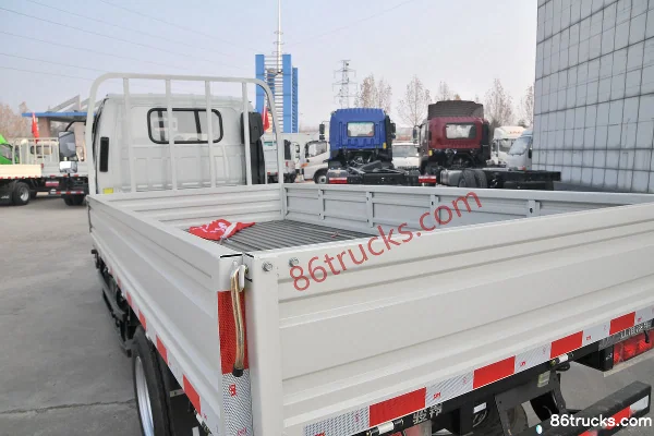 JAC Junling V3 120hp 4X2(6 wheels) 4.18m Single Row Flatbed Light Truck Body (2) | 86Trucks