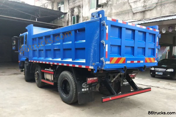 NanJun Ruijie D50 220 hp 6X2(8 wheels) 4.8m Dump Truck Exterior (2) | 86Trucks
