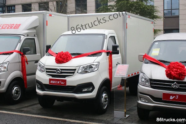 Changan Kuayue Wang X3 3.5T 3.19m single-row pure electric van micro truck 53kWh 4X2(6 wheels) Exterior (3) | 86Trucks
