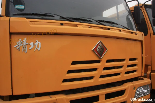 Jingong New Expedition series heavy truck 290hp 6X4(10 wheels) 5.4m dump truck Exterior (3) | 86Trucks