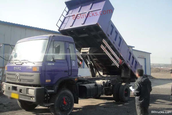 Dongfeng Jinnuo Medium Truck 210 hp 4X2(6 wheels) 5.4m Dump Truck Exterior (2) | 86Trucks