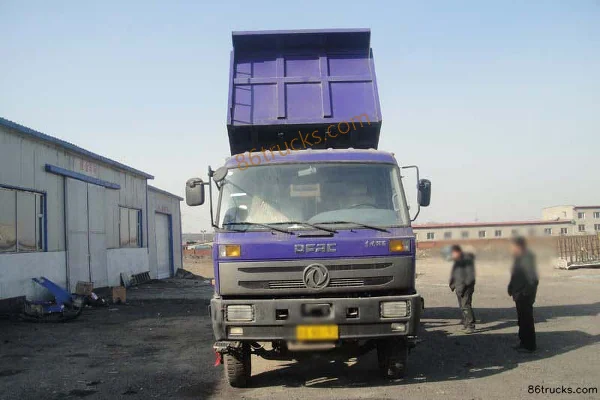 Dongfeng Jinnuo Medium Truck 210 hp 4X2(6 wheels) 5.4m Dump Truck Exterior