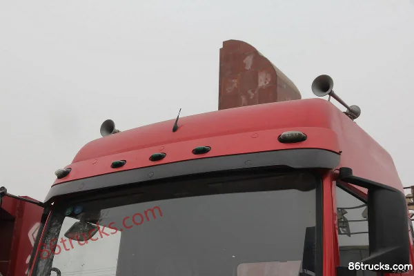 SHACMAN Delong M3000 Composite Edition 440 hp 6X4(10 wheels) Tractor Truck Exterior (2) | 86Trucks