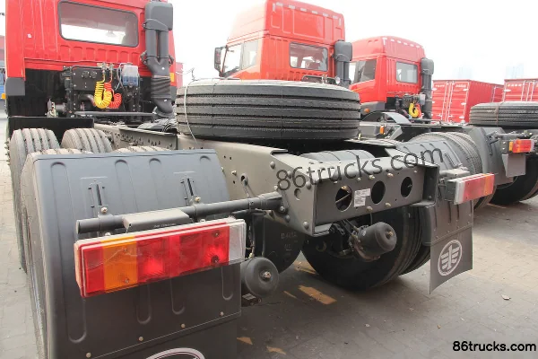 FAW Jiefang Qingdao New Hanwei (J5M) Heavy Truck 336 hp 6X4(10 wheels) Tractor Truck Chassis (1) | 86Trucks