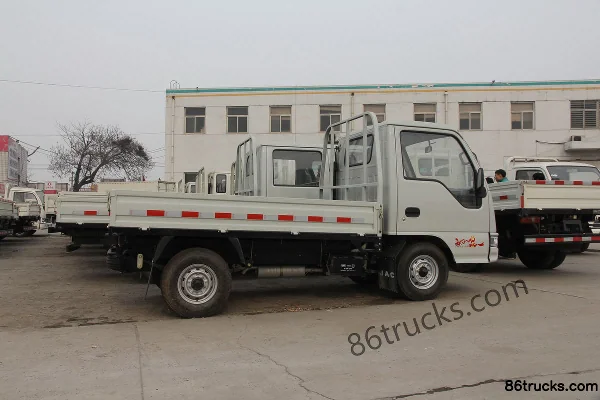 JAC Haowei 24 1.8L 52hp 4X2(6 wheels) diesel single-row flatbed mini truck Exterior (2) | 86Trucks