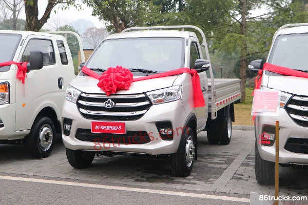 Changan Kuayue Xinbao 3 version standard 1,5 L essence 112 ch 4X2(6 roues) micro camion plateau simple cabine 2,85 m (China VI) Extérieur (3
