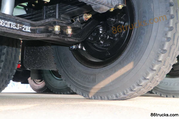 NanJun Ruijie D50 220hp 6X2(8 wheels) 4.6m Dump Truck Chassis (3) | 86Trucks