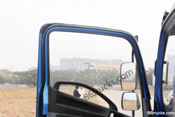 FAW Hongta FAW Jiefang Gongshi 154 hp 4X2(6 wheels) 5.2m single-row van cargo truck Cab (2) | 86Trucks