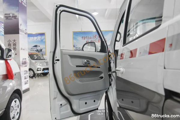 Jinbei Hiace S 2019 Business version fourgonnette 115 ch 1.6L 2 places (option 5) Cabine (1) | 86Trucks