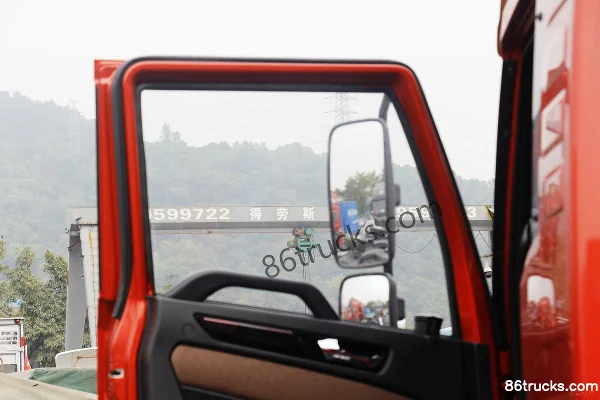 FAW Jiefang Qingdao Long V2.0 Medium Truck 220hp 4X2(6 wheels) 9.65m Wing Opening Box Cargo Truck Cab (2) | 86Trucks