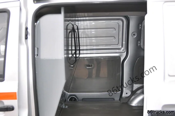 Wuling Rongguang V 2019 Practical Edition 99hp Gasoline 1.5L Panel Van (China VI) Cargo Box (1) | 86Trucks