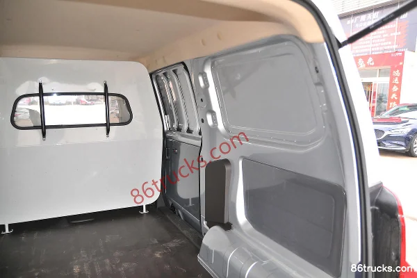 Wuling Hongguang V 2019 Basic Edition 99hp Gasoline 1.5L Panel Van (China VI) Cargo Box (3) | 86Trucks