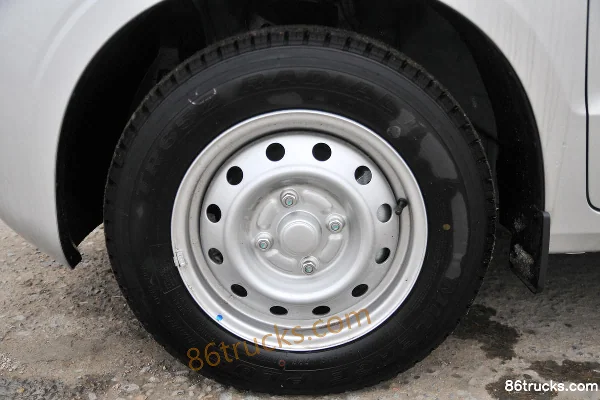 Wuling Hongguang V 2019 Basic Edition 99hp Gasoline 1.5L Panel Van (China VI) Chassis (1) | 86Trucks