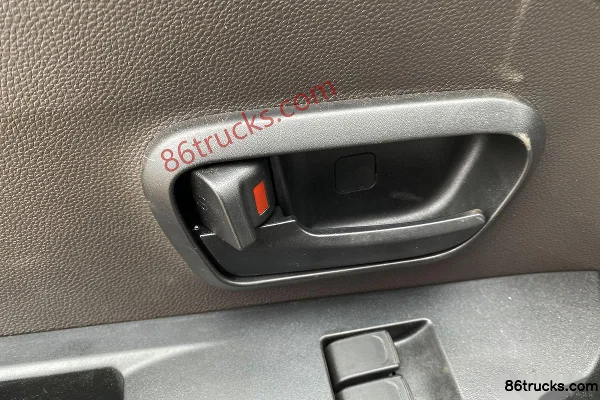 Wuling Hongguang V 2019 Basic Edition 99hp Gasoline 1.5L Panel Van (China VI) Cab (2) | 86Trucks