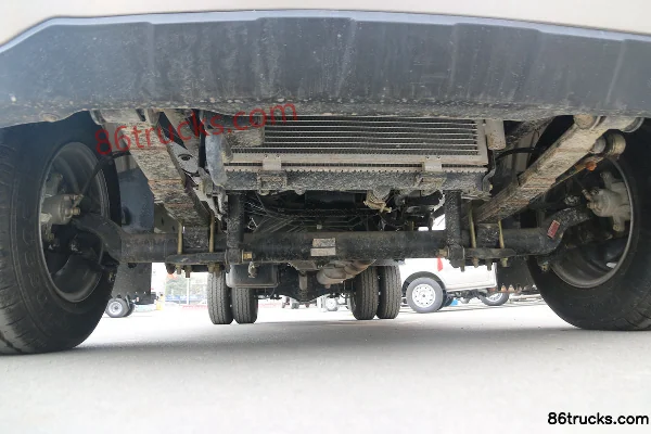 Changan Kuayue Wang X3 Comfort Edition 1.5L Gasoline 112hp 4X2(6 wheels) 2.55m Double Row Stake Truck (China VI) Chassis (1) | 86Trucks