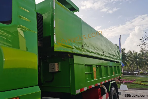 SAIC Hongyan Genlyon C6 Composite Edition 380hp 8X4(12 wheels) 6.8m LNG Dump Truck (China VI) Body (1) | 86Trucks