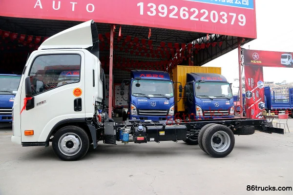 Dayun 102 hp 4X2(6 wheels) 3.67m single-row box light truck Exterior (3) | 86Trucks