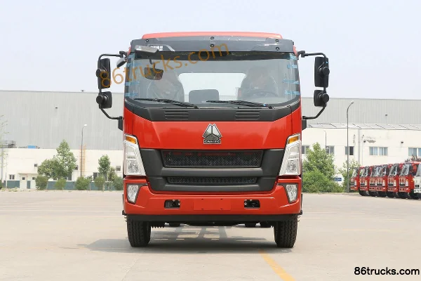 Huatong Huatong Sinotruk chassis flatbed truck