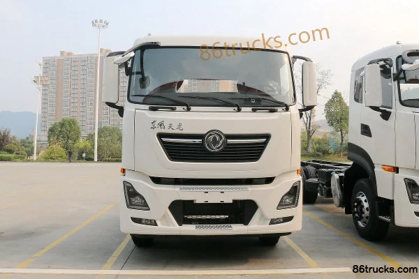 Chusheng Chusheng Dongfeng Commercial Vehicle Chassis water sprinkler truck