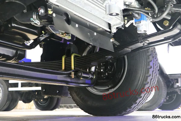 Qingling Isuzu KV100 120hp 4X2(6 wheels) Single Row Light Truck Chassis (China VI) (3) | 86Trucks