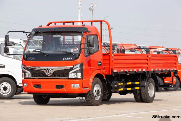 Dongfeng FuruiKa F7 129 hp 4X2(6 wheels) 5.15m single-row flatbed light truck (Yunnei) Exterior (3) | 86Trucks