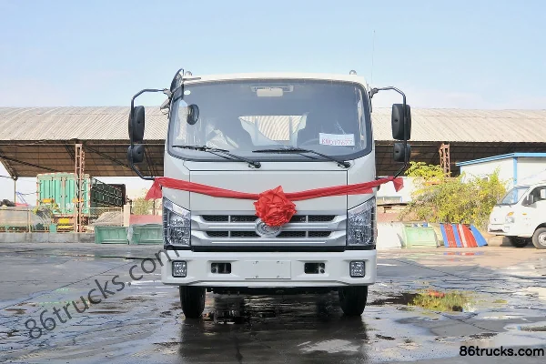Chengliwei Chengliwei Foton Forland Chassis water sprinkler truck